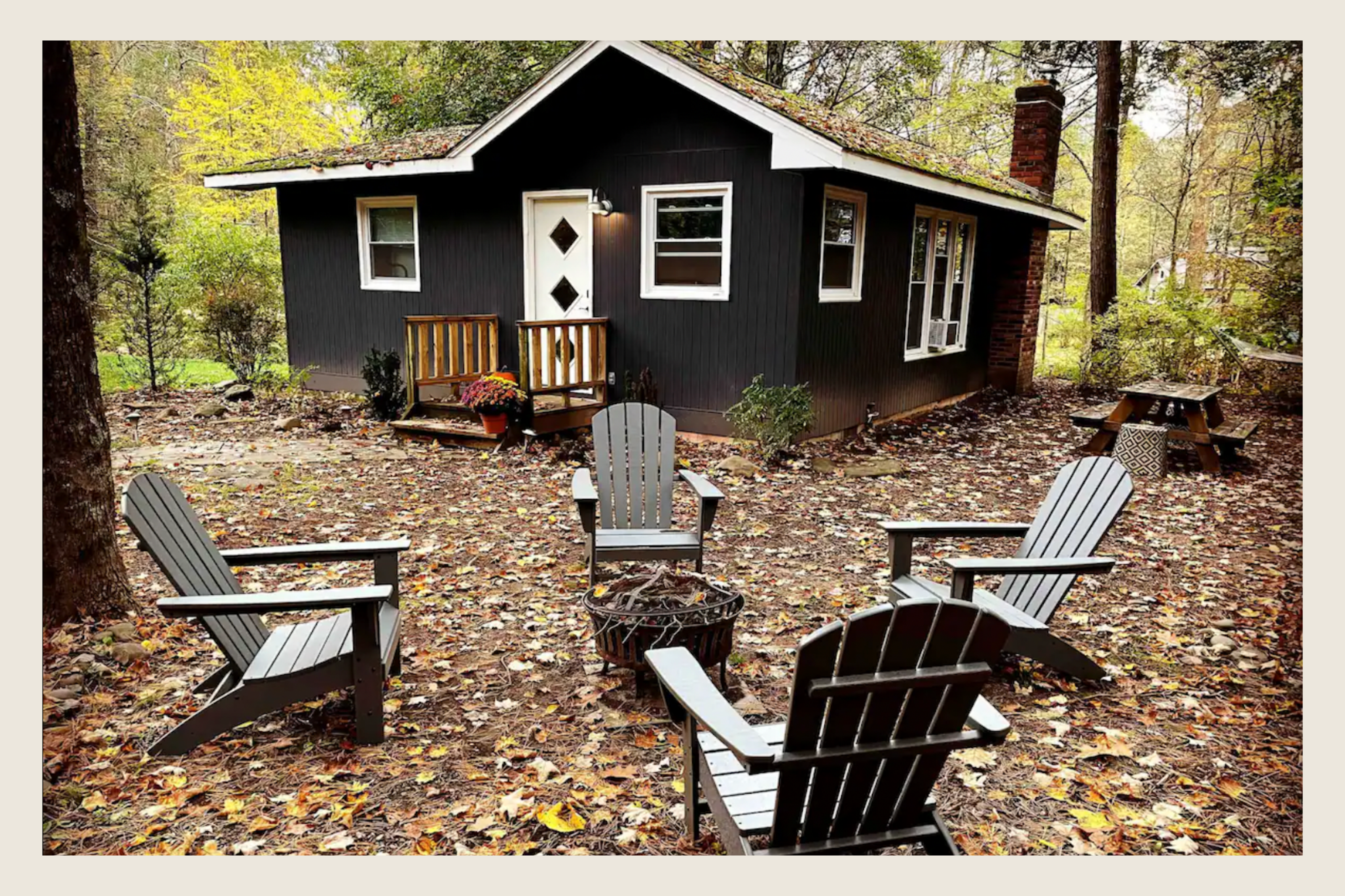 Bearsville Wedding Accommodation Woodstock Mirror Moon